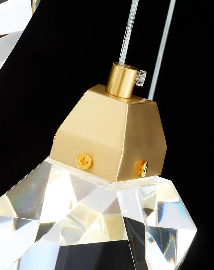 Modern-Diamond-Crystal-Pendant-6.webp