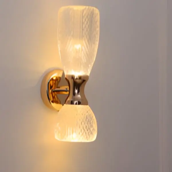 Iron & acrylic HQ-A64